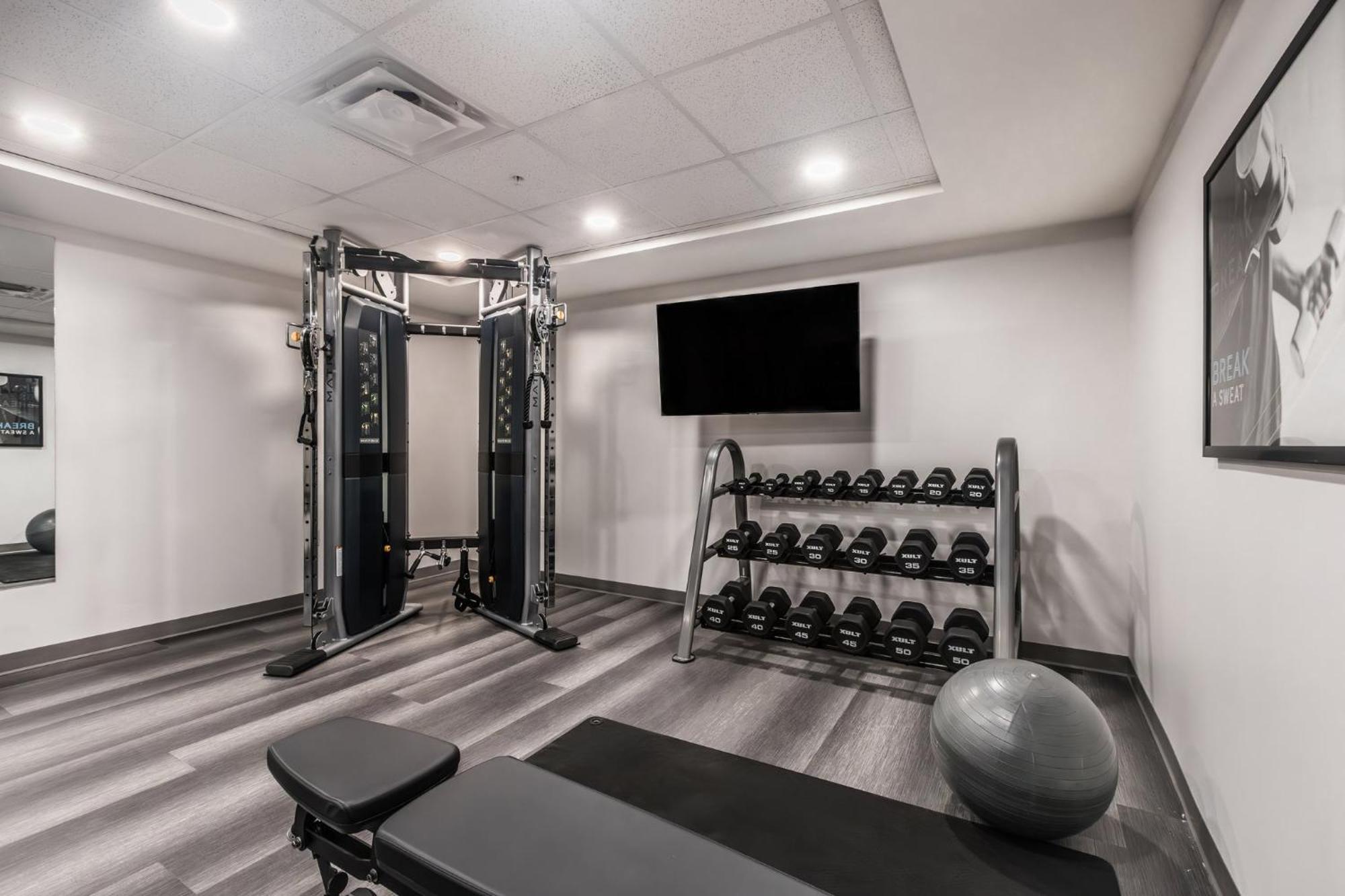 Staybridge Suites - Dawson Creek By Ihg Екстер'єр фото
