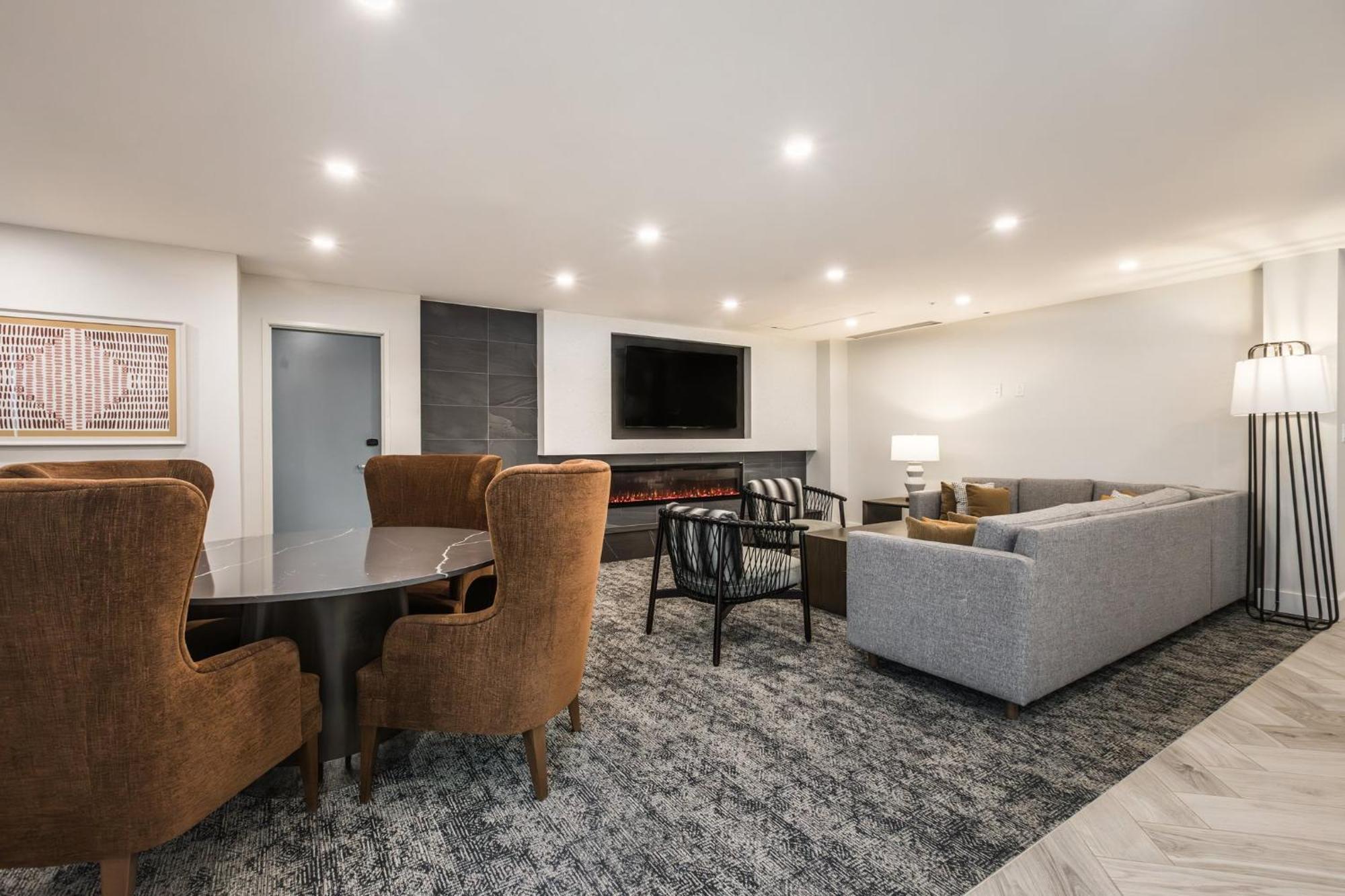 Staybridge Suites - Dawson Creek By Ihg Екстер'єр фото