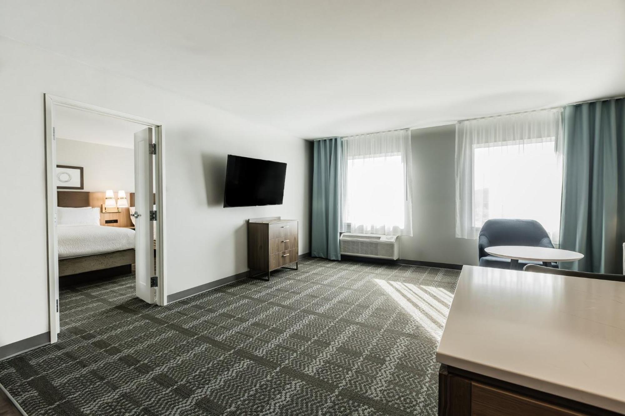 Staybridge Suites - Dawson Creek By Ihg Екстер'єр фото