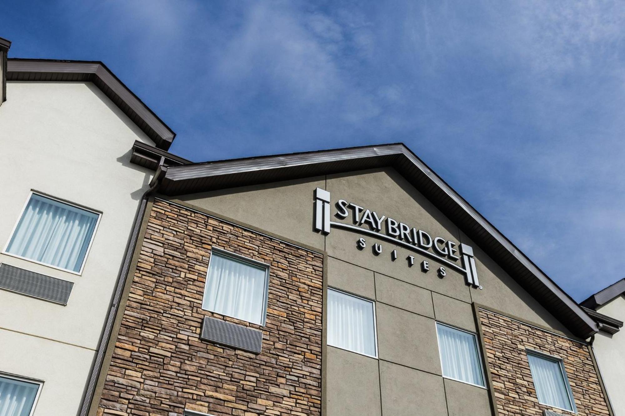 Staybridge Suites - Dawson Creek By Ihg Екстер'єр фото